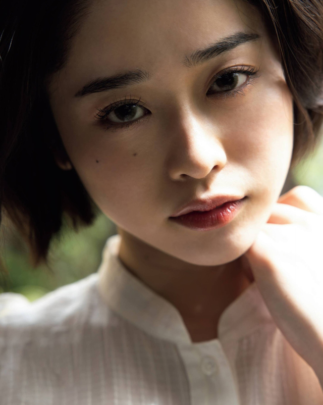 'Sensual Treat' with Minamo via All Gravure - Pic #1