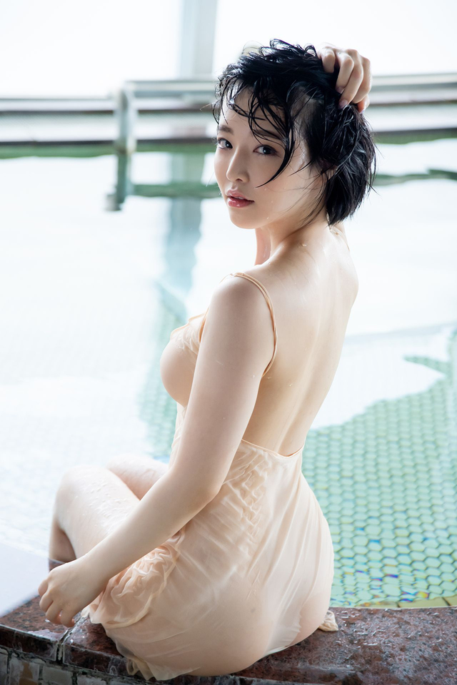'Hypnotizing' with Tsubaki Sannomiya via All Gravure - Pic #11