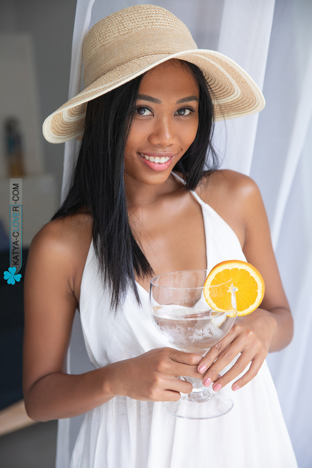 'Tequila Boom' with Sheila via Katya Clover Official - Pic #1