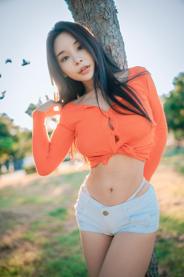 'Orange Crush' with Zzyuri via All Gravure - Pic #2