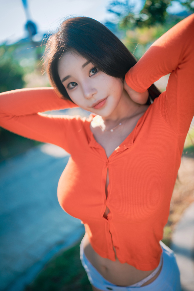 'Orange Crush' with Zzyuri via All Gravure - Pic #3
