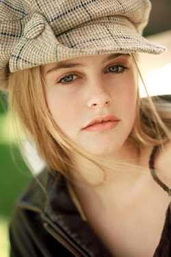 'ReallyCelebs Alicia Silverstone' with Alicia Silverstone via reallycelebs.com