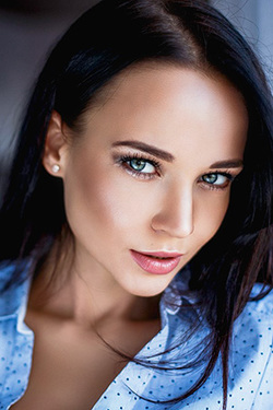 'Ukrainian Beauty' with Angelina Petrova via Mr Skin