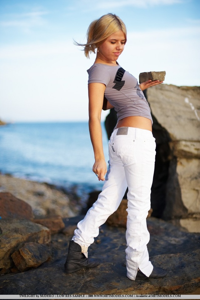 'Metmodels GEMA in TWILIGHTby NUDERO' with  via metmodels.com - Pic #1