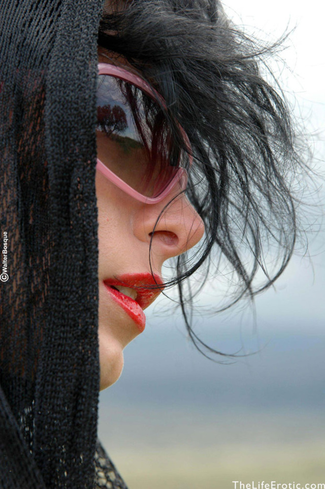 'Tacha Widow Gipsy Girl' with Tacha Widow via The Life Erotic - Pic #14