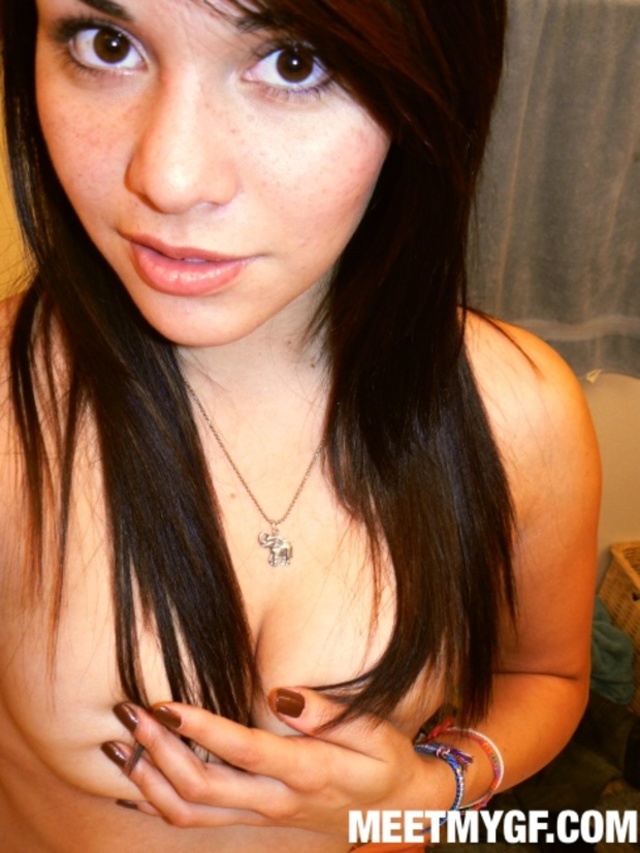 'User Submitted EXGF Pics' with Exgirlfriends via meetmygf.com - Pic #5