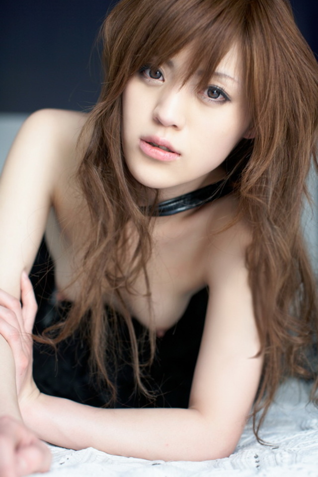 'Japanese av idol Azusa Itagaki for SexAsian18' with Azusa Itagaki via All Gravure - Pic #6