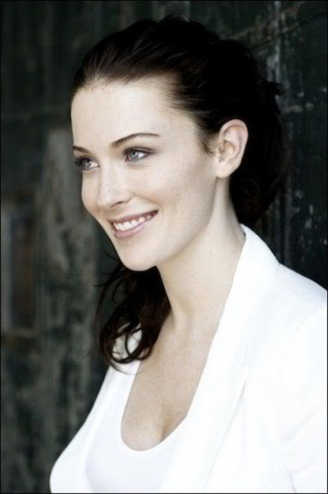 'Bridget Regan aka Kahlan Amnell' with Bridget Regan via Mr Skin - Pic #6