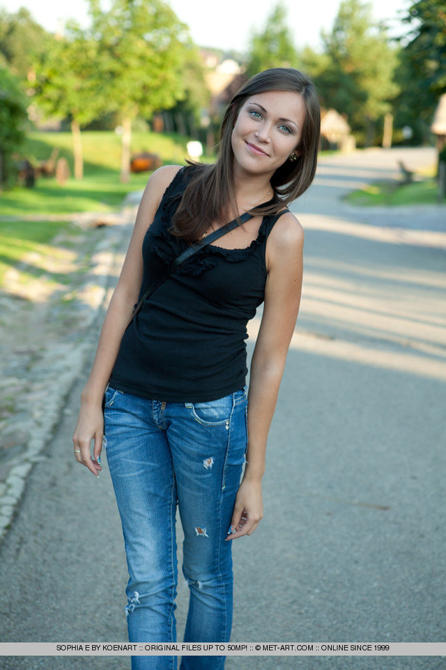 'Sophia E By Koenart in TRIXY for Metart' with Sophia E via Met-Art - Pic #14