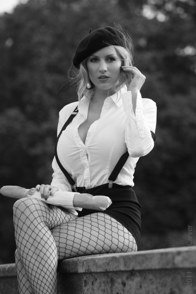 'Jordan Carver O La La' with Jordan Carver via jordancarver.com - Pic #6