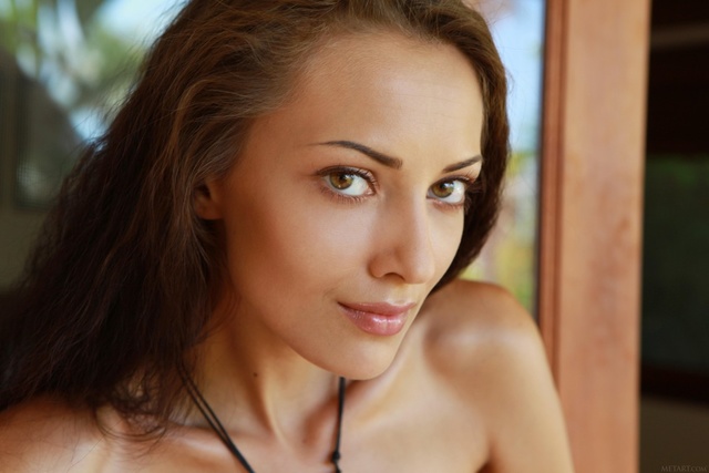 'Anna Aj in Demanda via Met-Art' with Anna Aj via Met-Art - Pic #12