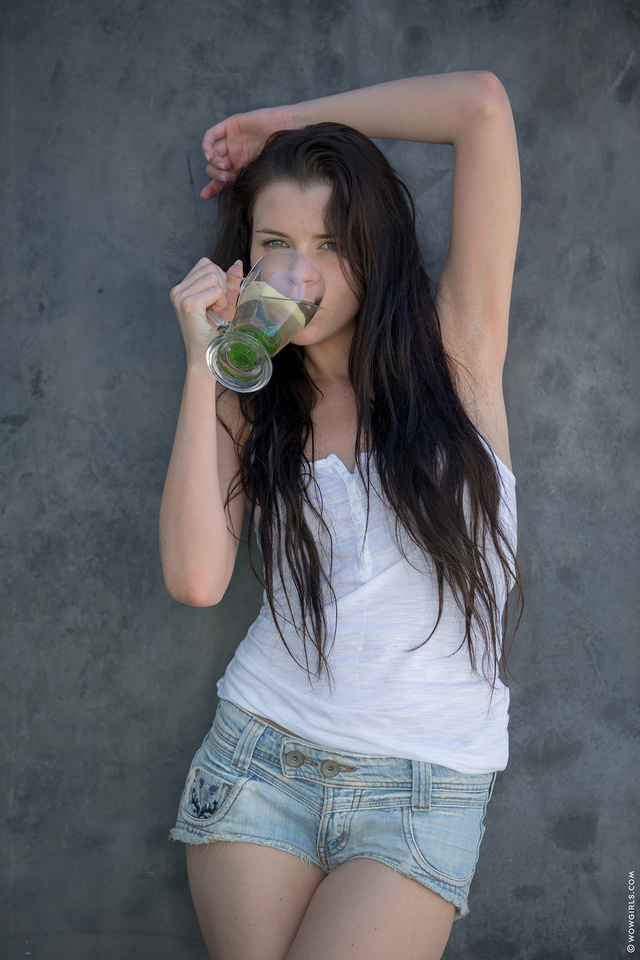 'Valeria via WowGirls' with Valeria via WowGirls - Pic #1