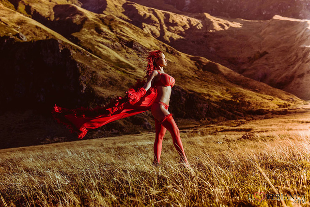 'Passion Valley' with Bianca Beauchamp via biancabeauchamp.com - Pic #1