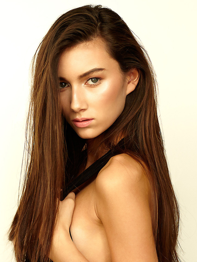 'Alex Lafarciola' with Alex Lafarciola via Mr Skin - Pic #14