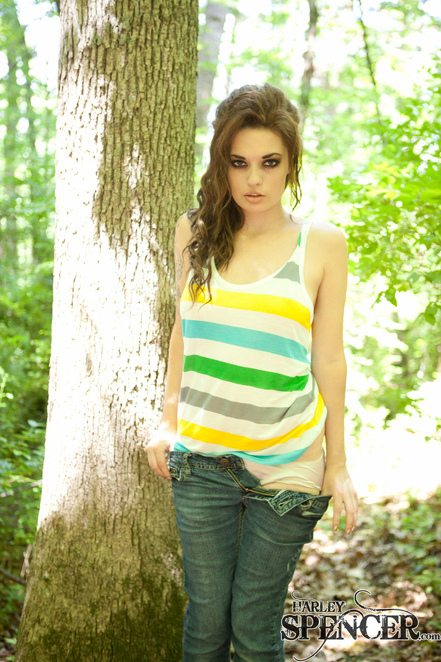 'Harley Spencer Hiking Naked' with Harley Spencer via harleyspencer.com - Pic #4