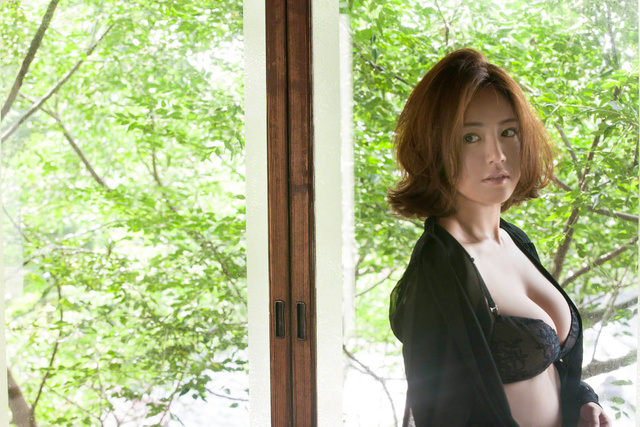 'Busty Asian Beauty Sayaka Isoyama Via SexAsian18' with Sayaka Isoyama via All Gravure - Pic #13