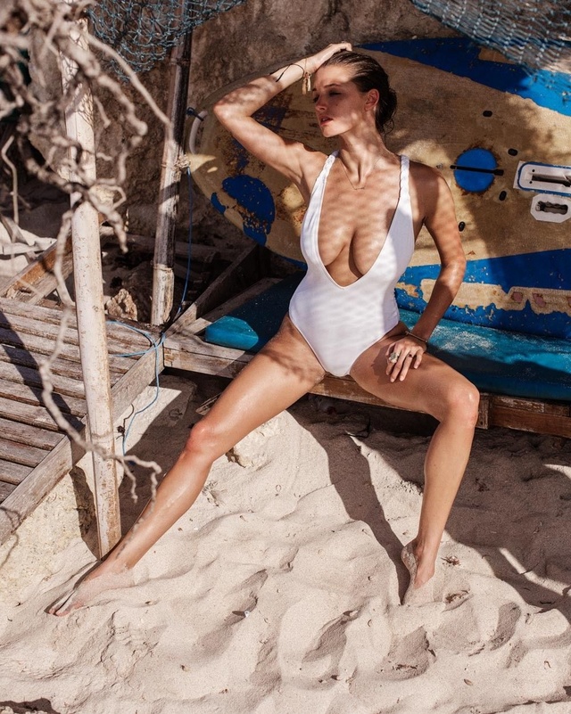 'Alyssa Arce Nude Photoshoot 2016' with Alyssa Arce via Mr Skin - Pic #11