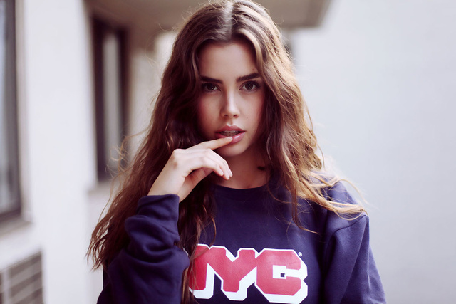 'Stunning Babe Jessica Buch' with Jessica Buch via Mr Skin - Pic #1