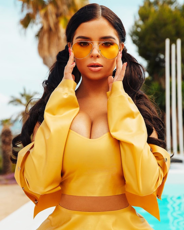 'Demi Rose Mawby Candids 2017' with Demi Rose Mawby via Demi Rose Official - Pic #1