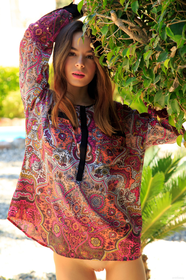 'Debora A Via EroticBeauty' with Debora A via Erotic Beauty - Pic #1