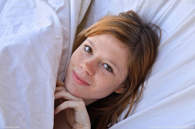 'Bikini Body' with Gwen via FTV Girls - Pic #2