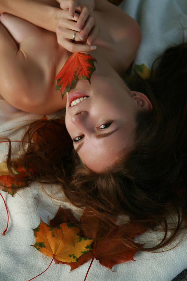 'Autumn Nudes' with Sofi Shane via Met-Art - Pic #8