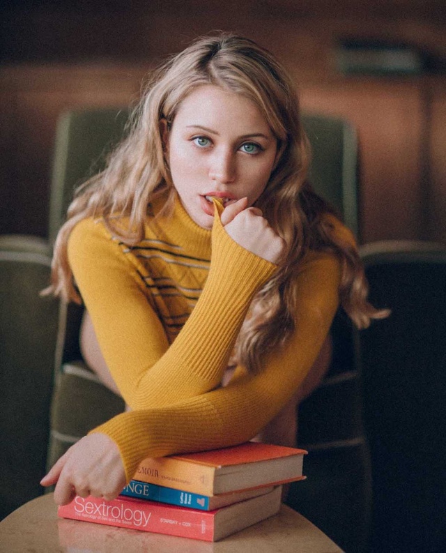 'Cute AF' with Caylee Cowan via Mr Skin - Pic #6