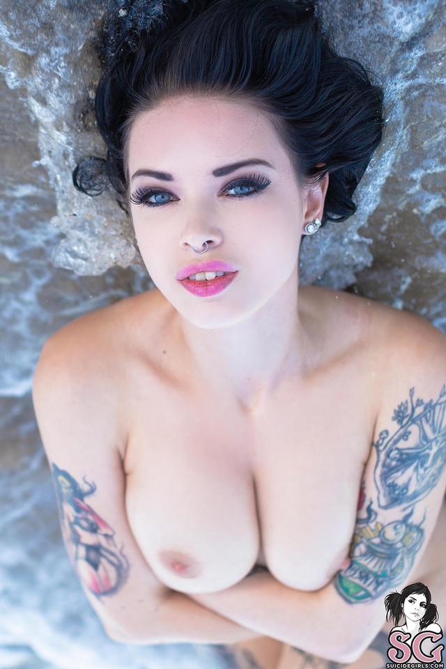'Ocean Eyes' with Rubyalexia via Suicide Girls - Pic #10