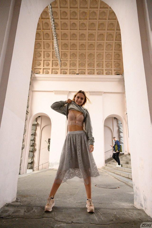 'Stay Determined' with Aimee Rox via Zishy - Pic #2
